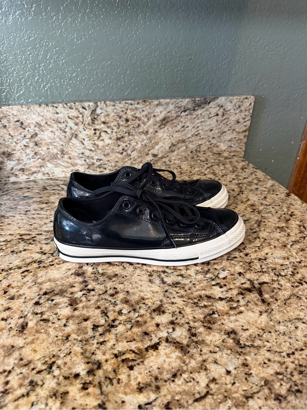 Converse mens chuck taylor all stars 70s ox black patent leather shoes size 7.5